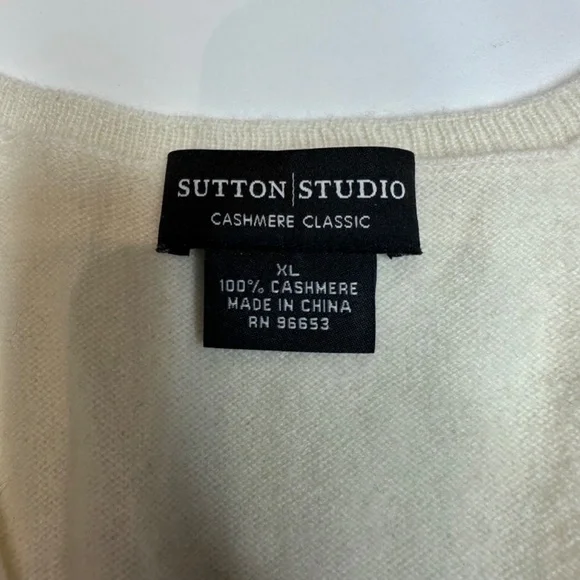 Sutton Studio Winter White/cream v-neck cashmere sweater. Size XL. Like new! - Picture 4 of 5